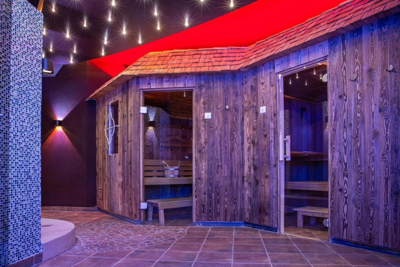 Voralpenhotel Schmoller Sankt Georgen im Attergau Ngoại thất bức ảnh