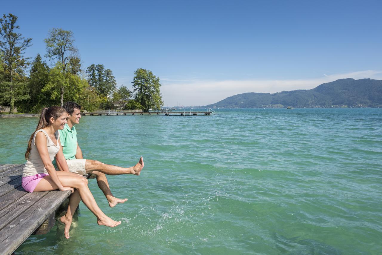 Voralpenhotel Schmoller Sankt Georgen im Attergau Ngoại thất bức ảnh